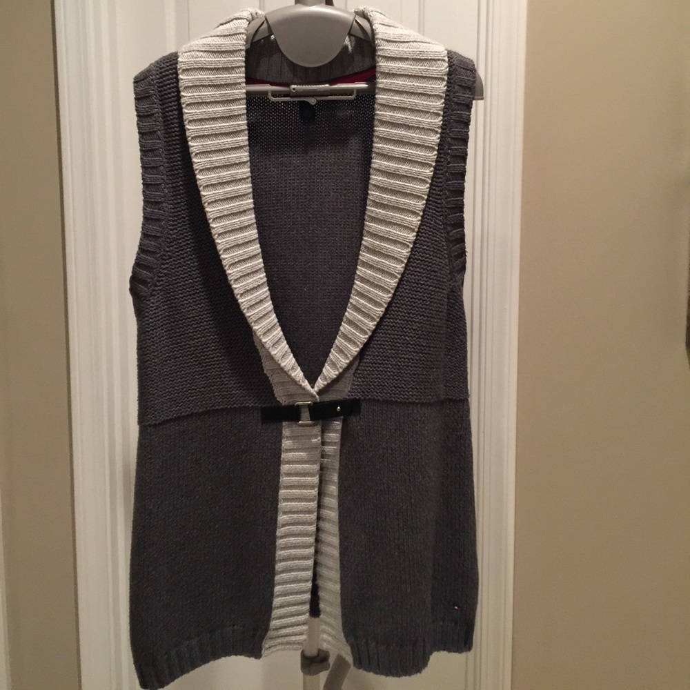 Tommy H. Sweater Vest